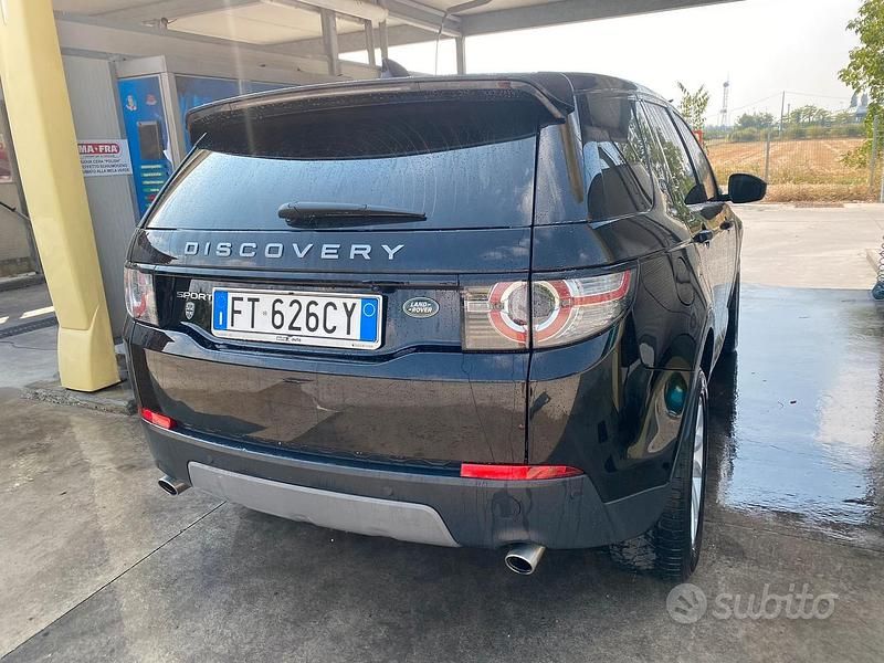 Usata Land Rover Discovery 5 150 CV (110 kW) 2018 Nero SUV