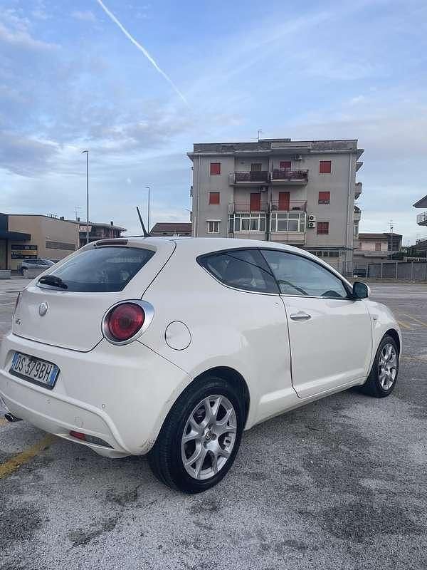 Usata Alfa Romeo MiTo Distinctive 120 CV (88 kW) 2008 Utilitaria