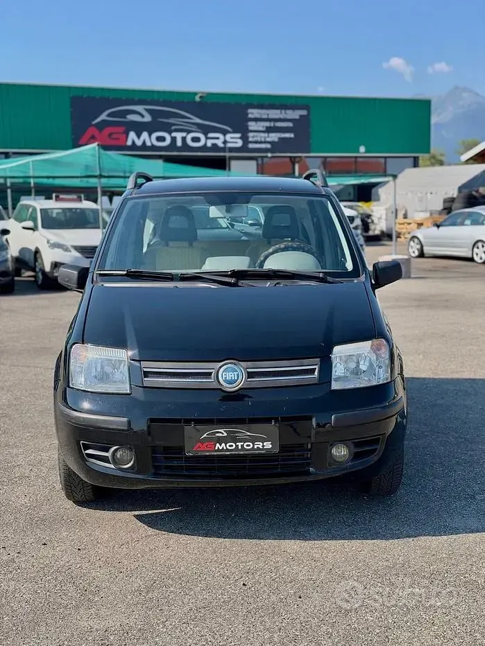 Usata Fiat Panda Emotion 69 CV (50 kW) 2006 Nero Utilitaria