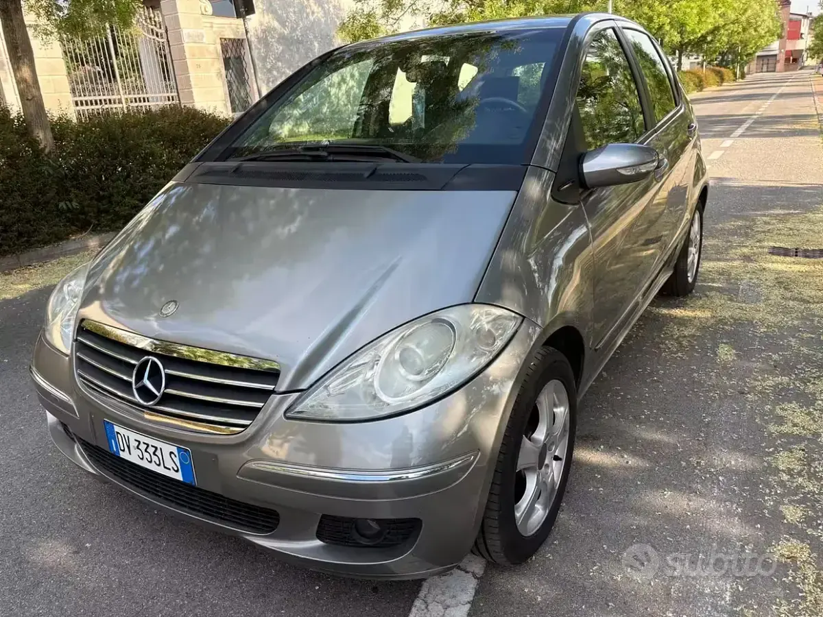 Usata Mercedes A150 95 CV (69 kW) 2009 Grigio Berlina