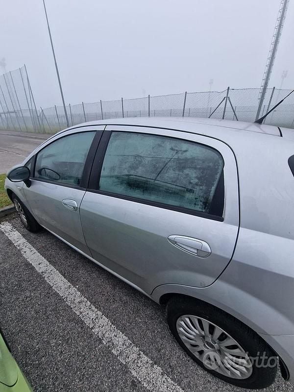 Usata Fiat Punto 2010 Grigio Utilitaria