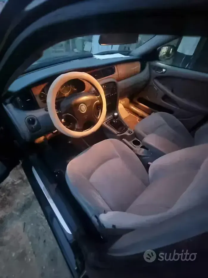Usata Jaguar X-type 131 CV (96 kW) 2003 Nero Berlina
