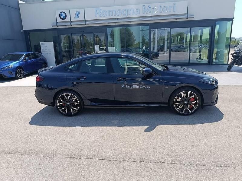 Usata BMW 220 M Sport 163 CV (119 kW) 2025 Tanzanite blue metallizzato Coupé