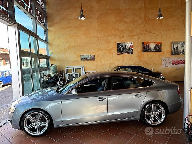 Usata Audi A5 Advanced 143 CV (105 kW) 2011 Grigio Coupé