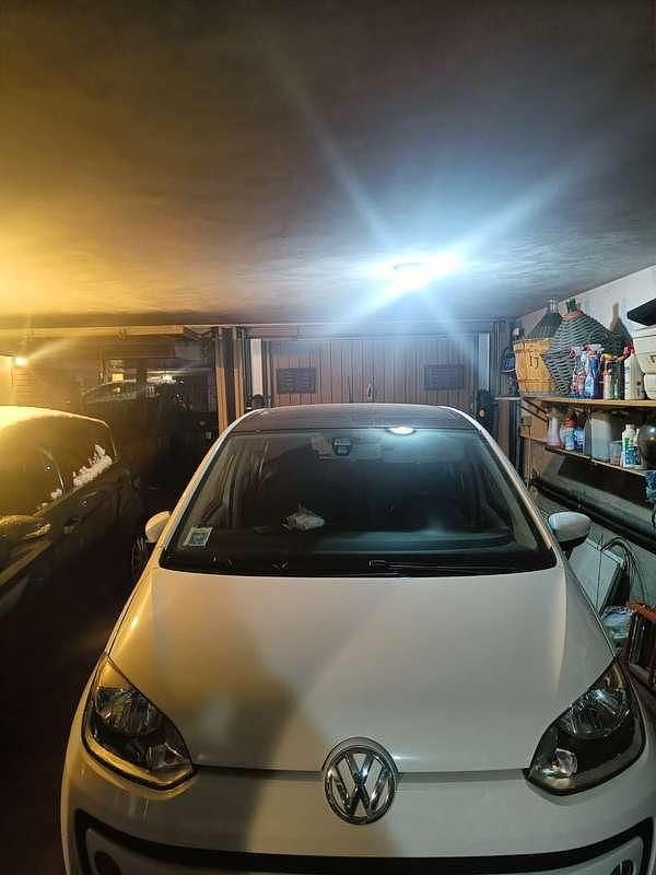 Usata VW up! Highline 68 CV (50 kW) 2014 Utilitaria