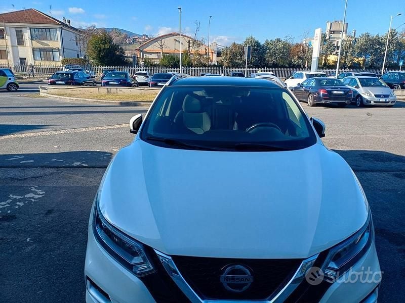 Usata 2018 Nissan Qashqai N-Connecta SUV | 13.000 € (Ottimo prezzo) - Immagine 1/4