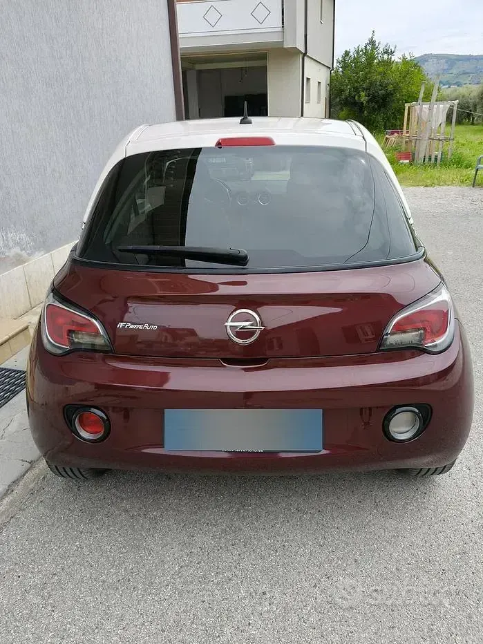 Usata Opel Adam 87 CV (63 kW) 2015 Rosso Utilitaria