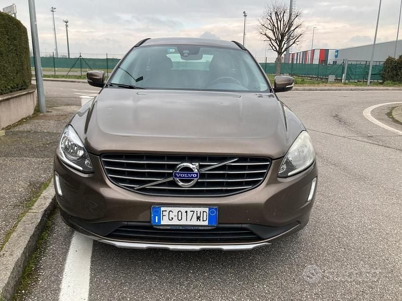 Usata Volvo XC60 2017 Marrone SUV