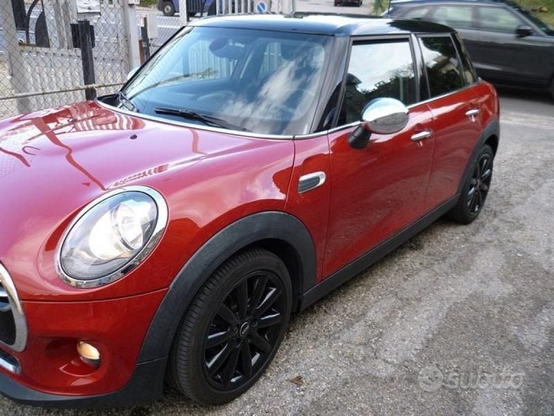 Usata Mini Cooper 136 CV (100 kW) 2015 Rosso Utilitaria