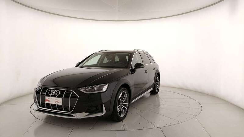 Nero metallizzato Usata 2023 Audi A4 Allroad Business Station wagon | 46.900 € (Molto cara) - Immagine 1/4