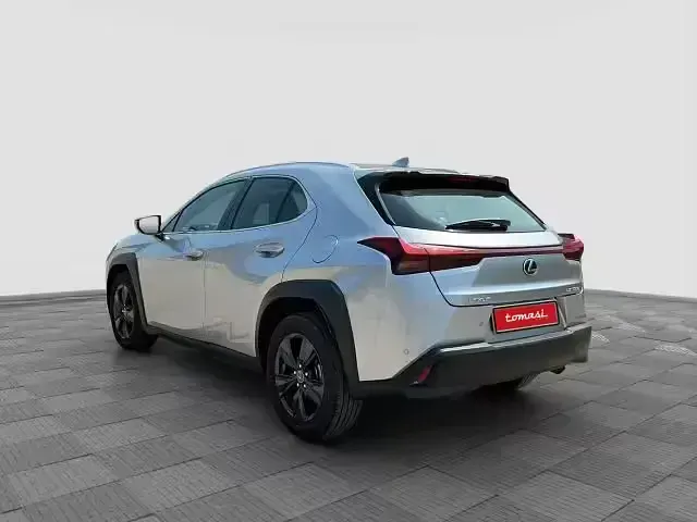 Usata Lexus UX 152 CV (111 kW) 2024 Sonic platinum SUV