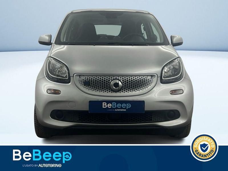 Usata Smart ForFour Electric Drive Passion 60 kW (82 CV) 2020 Argento metallizzato Utilitaria
