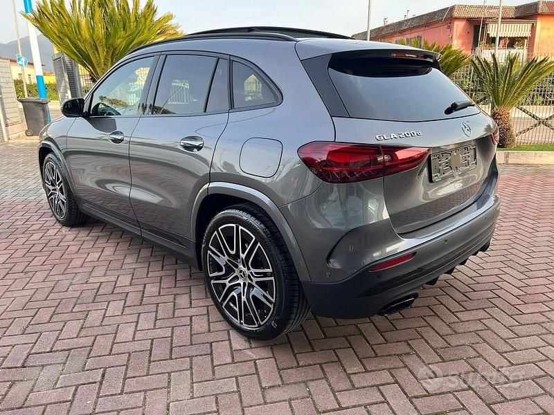 Nuova Mercedes GLA200 Premium 150 CV (110 kW) 2025 Nero SUV