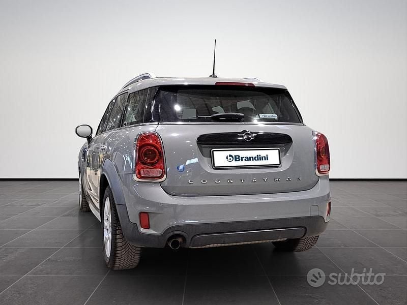 Usata Mini One Countryman 102 CV (75 kW) 2019 Grigio SUV