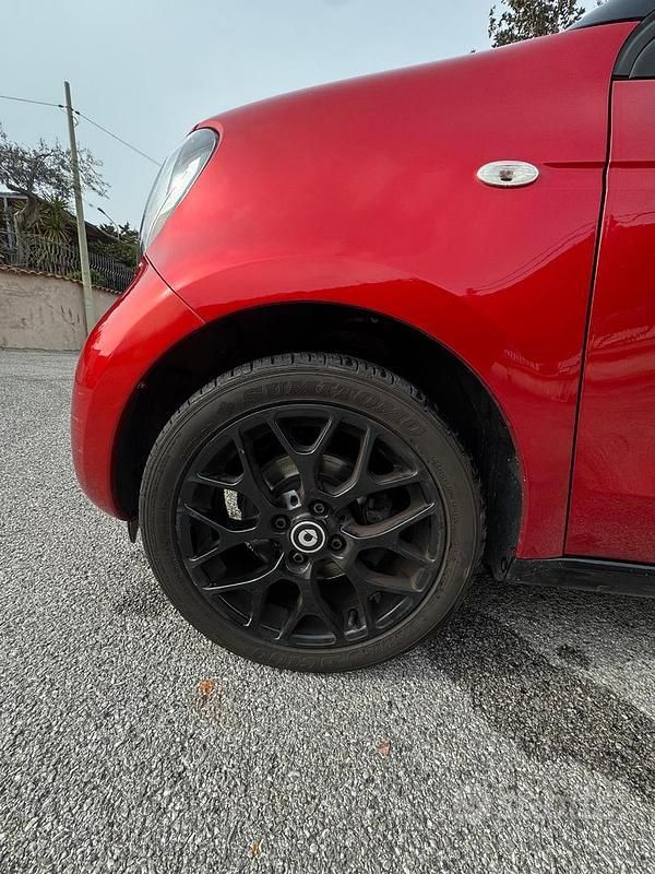 Usata Smart ForFour Passion 2017 Rosso Utilitaria