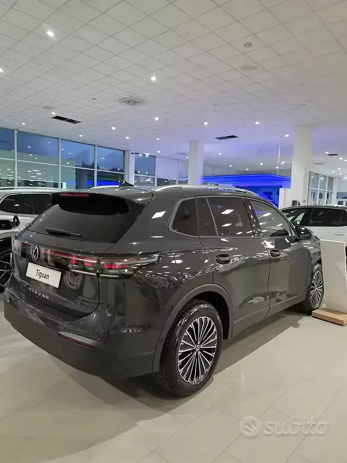Usata VW Tiguan Edition 150 CV (110 kW) 2025 Grigio SUV