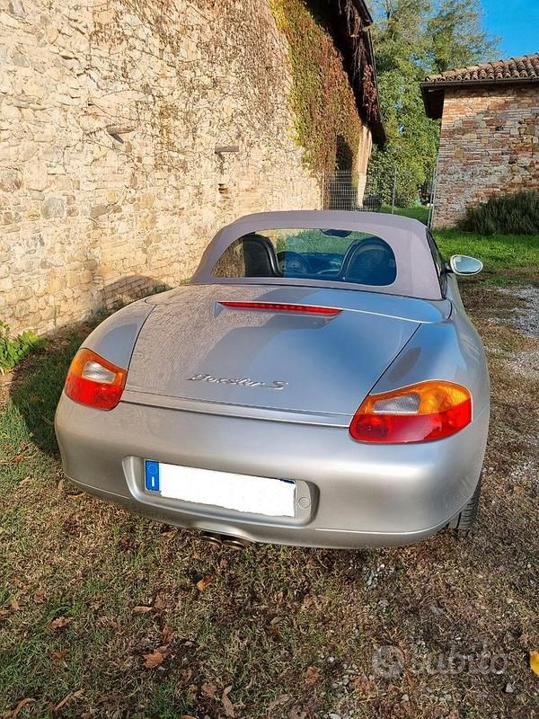 Usata Porsche Boxster S 252 CV (185 kW) 2001 Grigio Cabrio