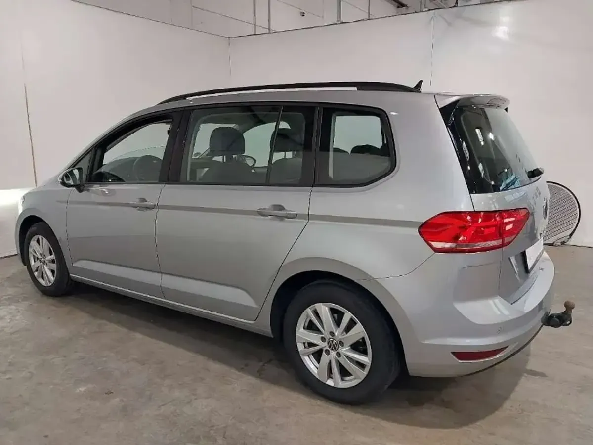 Usata VW Touran Business 150 CV (110 kW) 2025 Argento Monovolume