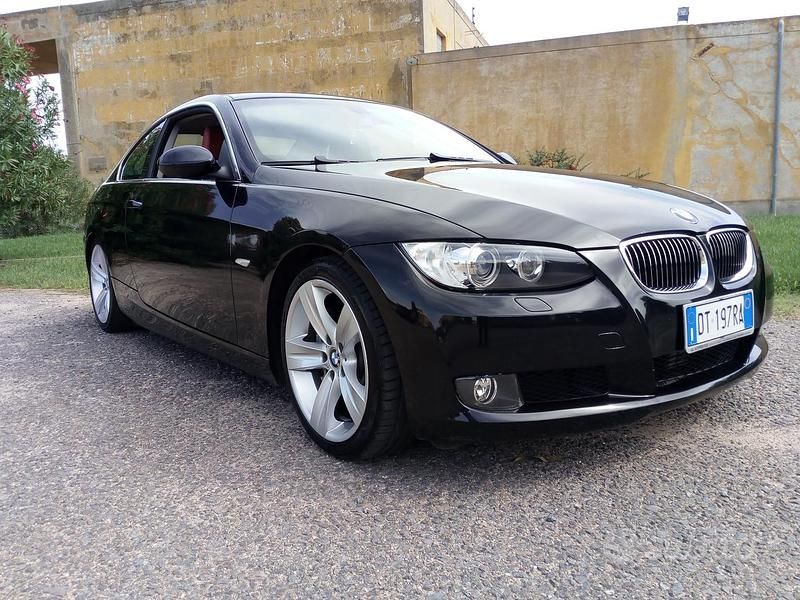 Usata BMW 330 231 CV (169 kW) 2007 Nero Coupé