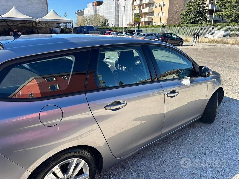 Occasion Peugeot 308 SW 116 ch (85 kW) 2015 Gris Break