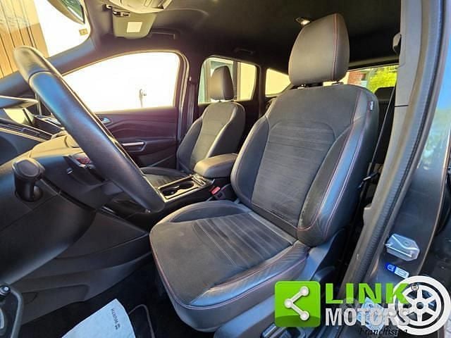 Usata Ford Kuga ST 150 CV (110 kW) 2018 Grigio SUV