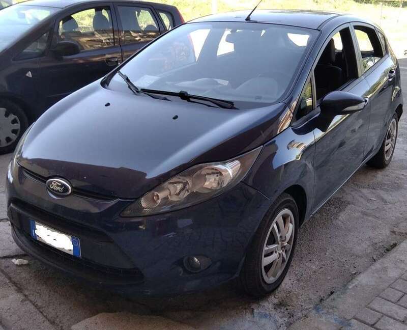 Usato 2011 Ford Fiesta 1.4 Diesel 71 CV (2.900 €)