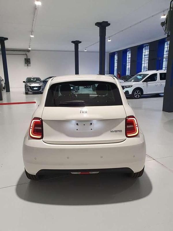 Nuova Fiat 500 69 CV (50 kW) 2026 Bianco Berlina