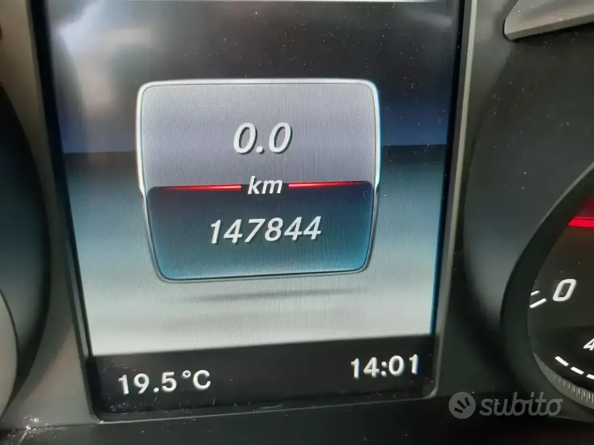 Usata Mercedes C220 170 CV (125 kW) 2015 Grigio Station wagon