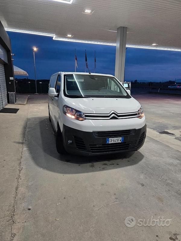 Usata Citroën Jumpy 136 CV (100 kW) 2022 Bianco Monovolume