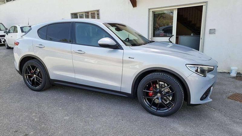 Usata Alfa Romeo Stelvio Sprint 190 CV (139 kW) 2020 SUV