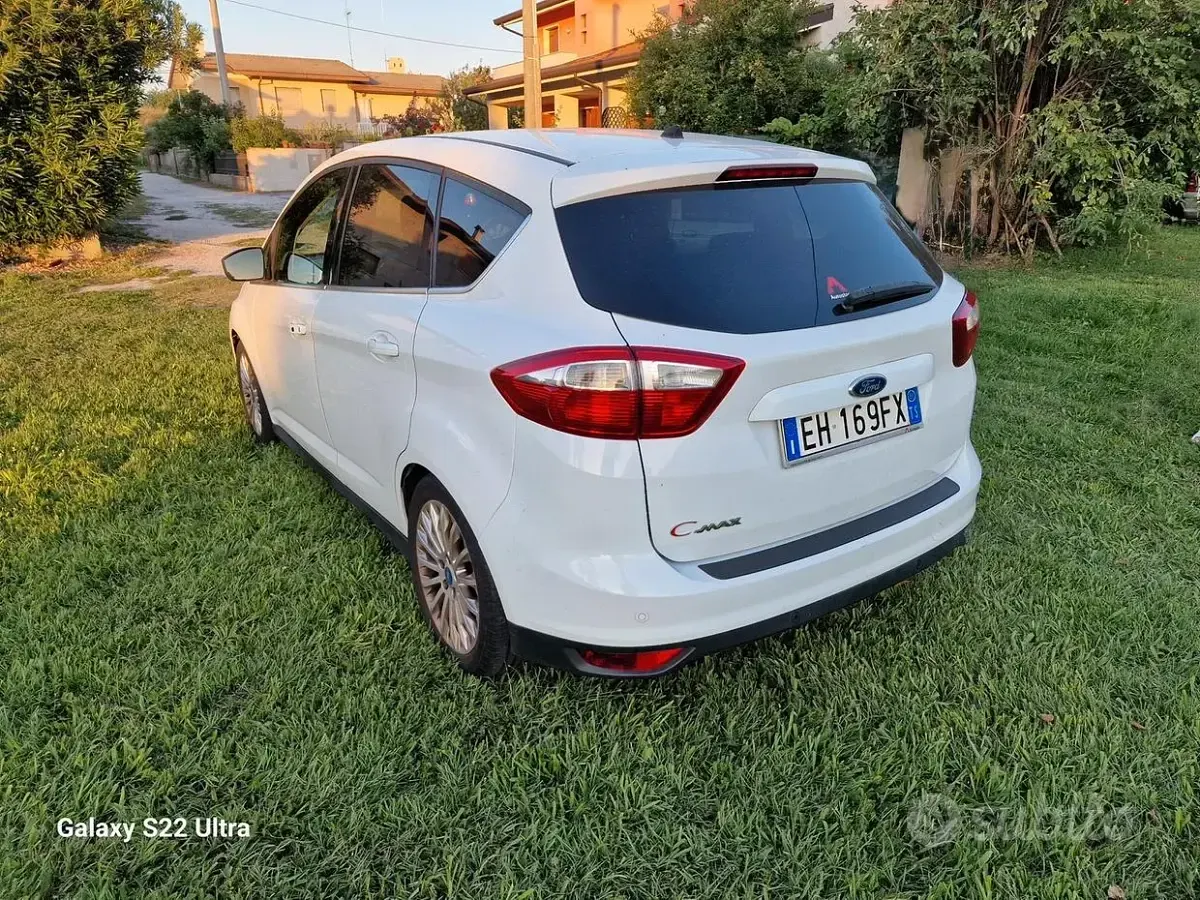 Usata Ford C-MAX 115 CV (84 kW) 2011 Bianco Monovolume