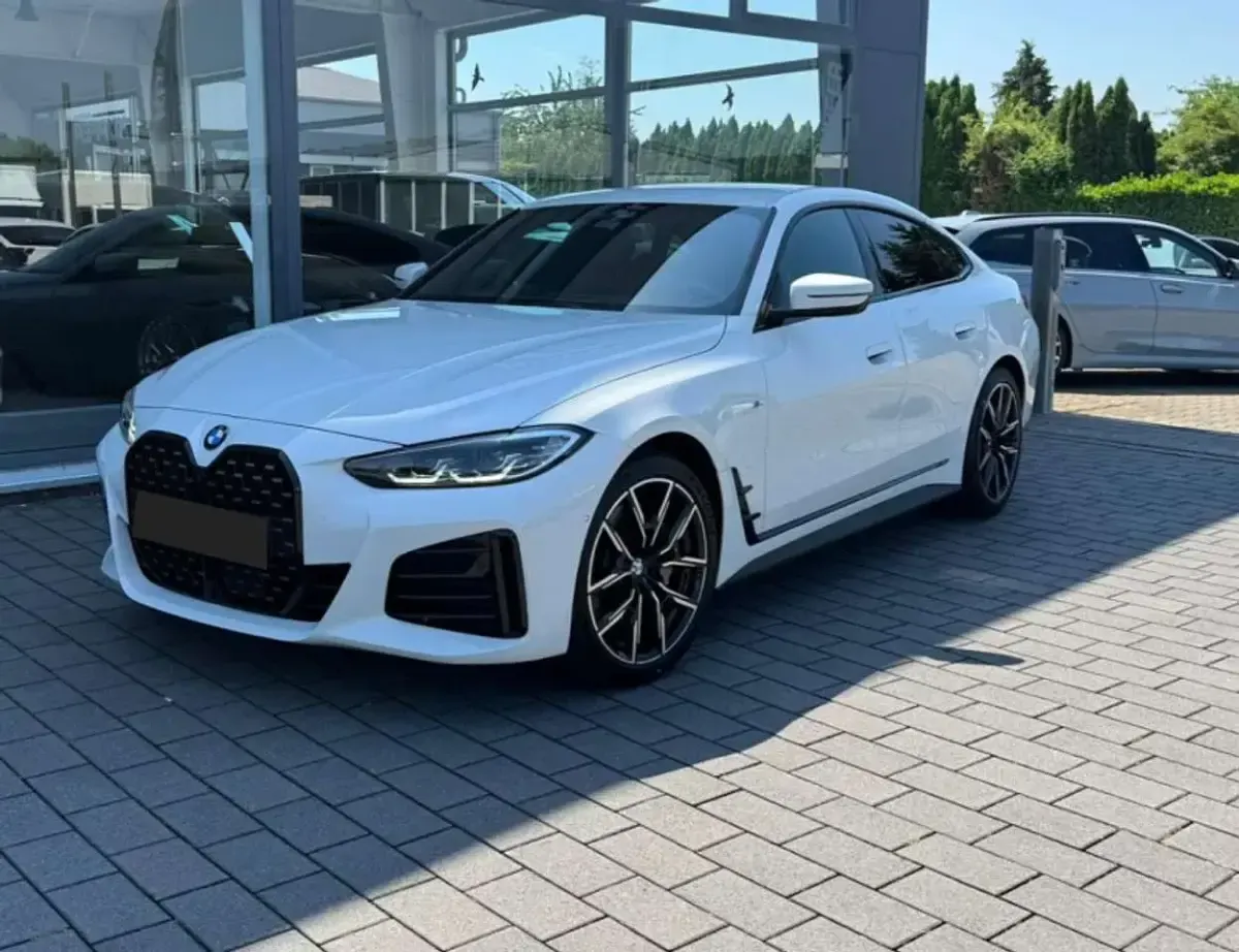 Usata BMW 430 M Sport 245 CV (180 kW) 2024 Bianco Coupé