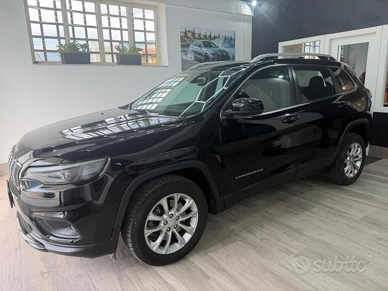 Usata Jeep Cherokee Longitude 194 CV (142 kW) 2019 Nero SUV