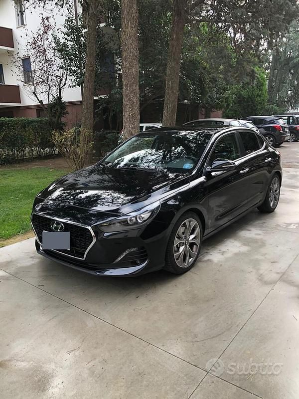 Usata Hyundai i30 140 CV (102 kW) 2018 Nero Berlina