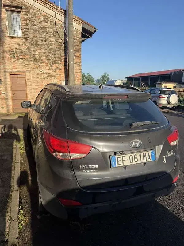Usata Hyundai ix35 Classic 116 CV (85 kW) 2011 Nero SUV