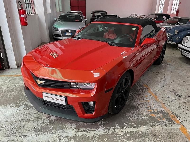 Usata Chevrolet Camaro SS 406 CV (298 kW) 2011 Arancione Cabrio