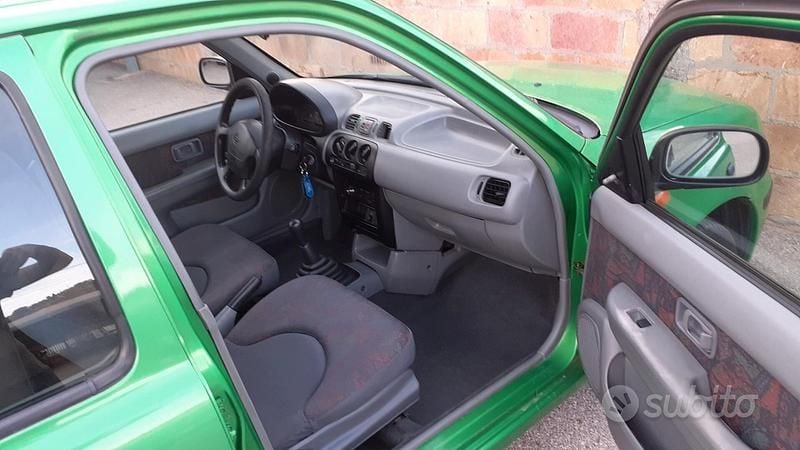 Usata Nissan Micra 60 CV (44 kW) 2000 Verde Utilitaria
