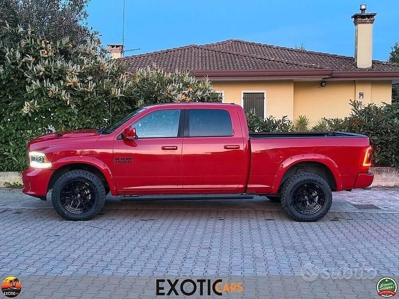 Usata Dodge Ram 395 CV (290 kW) 2016 Rosso Pick-up