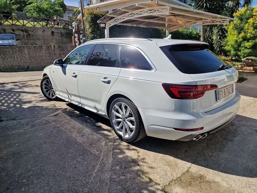 Usata Audi A4 S-Line 190 CV (139 kW) 2018 Bianco Station wagon