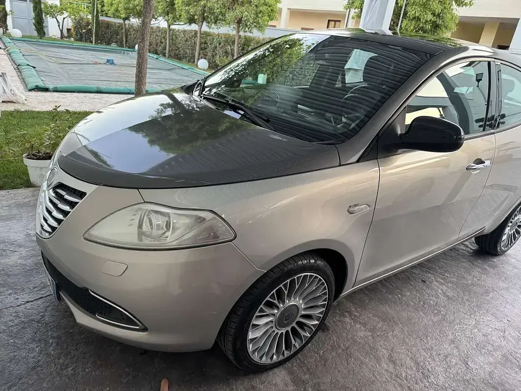 Gebraucht Lancia Ypsilon Gold 86 PS (63 kW) 2014 Kleinwagen