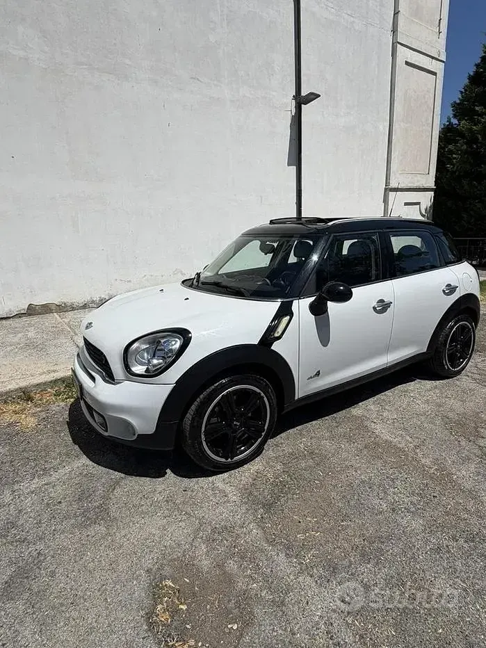 Usata Mini Cooper S Countryman 184 CV (135 kW) 2011 Bianco SUV