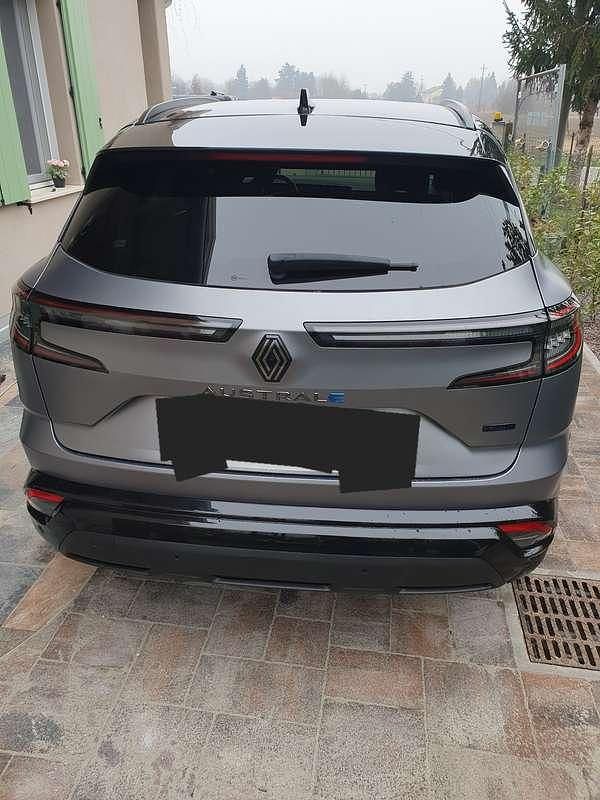 Usata Renault Austral Iconic Esprit Alpine 131 CV (96 kW) 2023 SUV