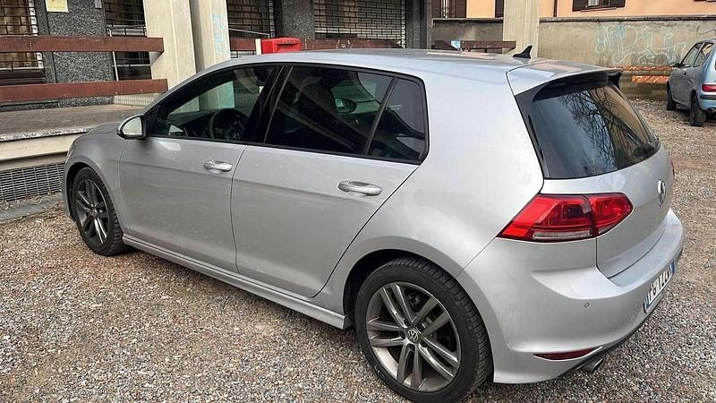 Usata VW Golf VII Comfortline 110 CV (80 kW) 2017 Argento Berlina