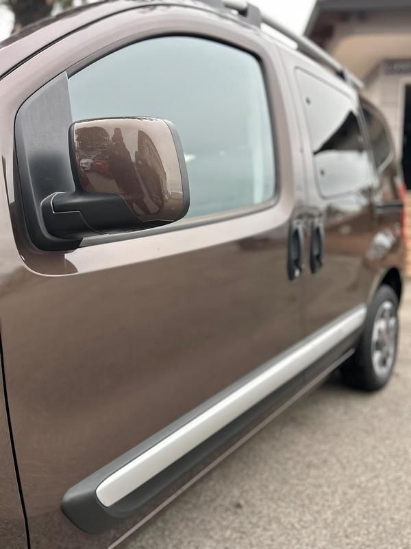 Usata Fiat Qubo Trekking 95 CV (69 kW) 2017 Marrone Monovolume