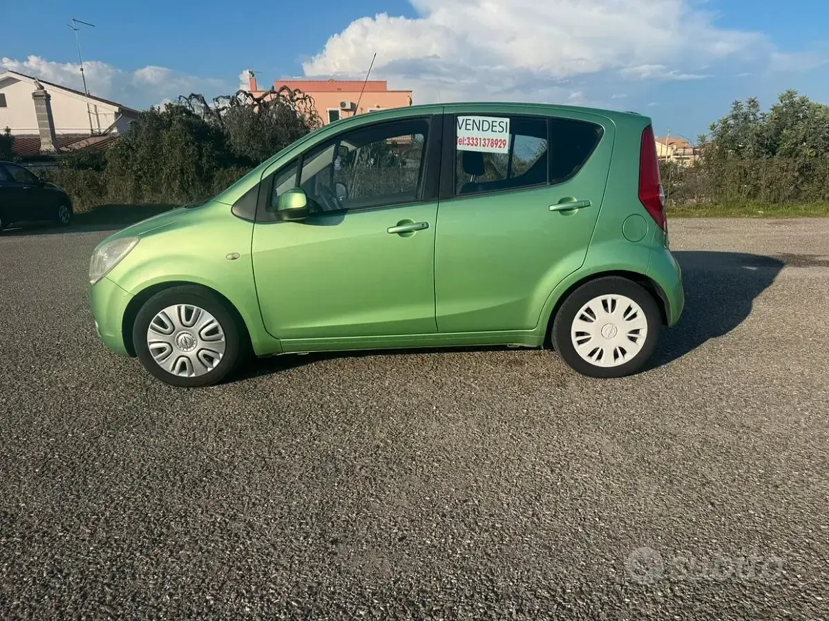 Usata Opel Agila 86 CV (63 kW) 2009 Verde Utilitaria