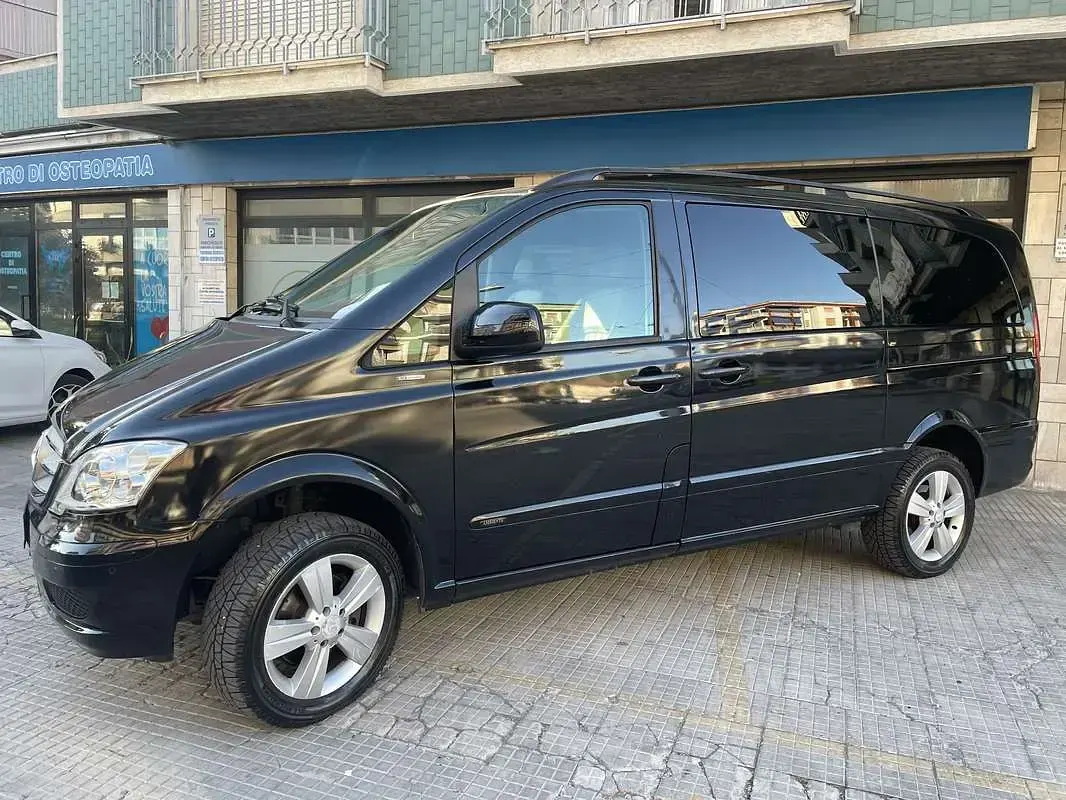 Usata Mercedes Viano 163 CV (119 kW) 2013 Nero Monovolume
