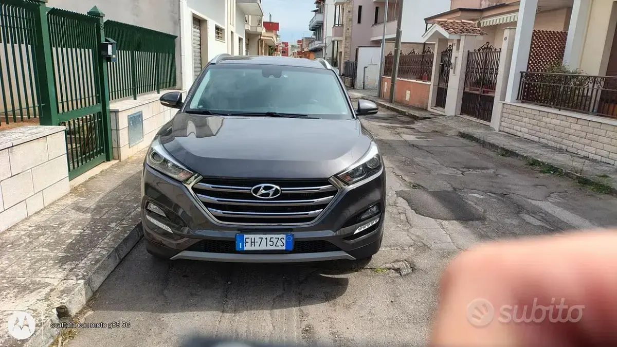 Usata Hyundai Tucson 177 CV (130 kW) 2017 Marrone SUV