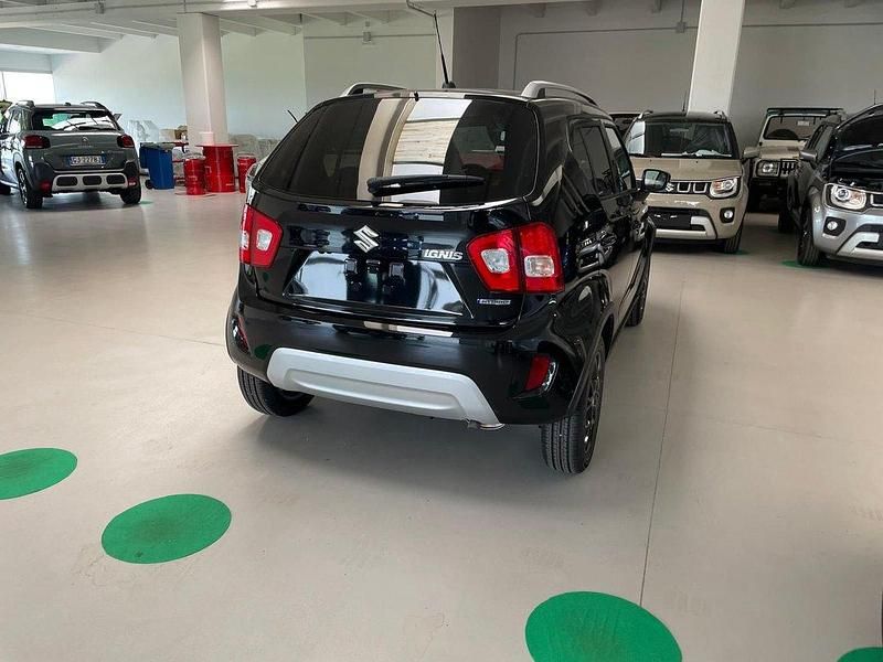 Nouă Suzuki Ignis 83 CP (61 kW) 2025 Negru SUV