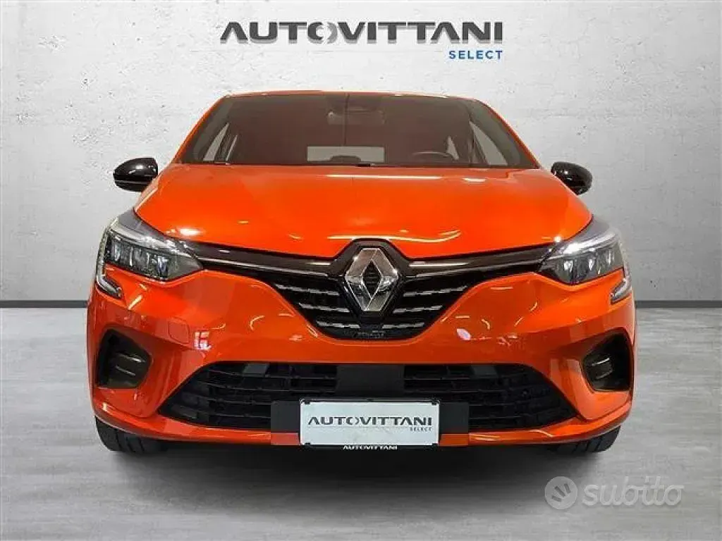 Usata Renault Clio V Techno 91 CV (66 kW) 2023 Grigio