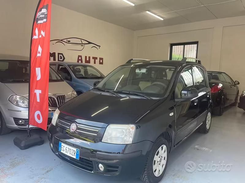 Usata Fiat Panda Dynamic 59 CV (43 kW) 2011 Nero Utilitaria